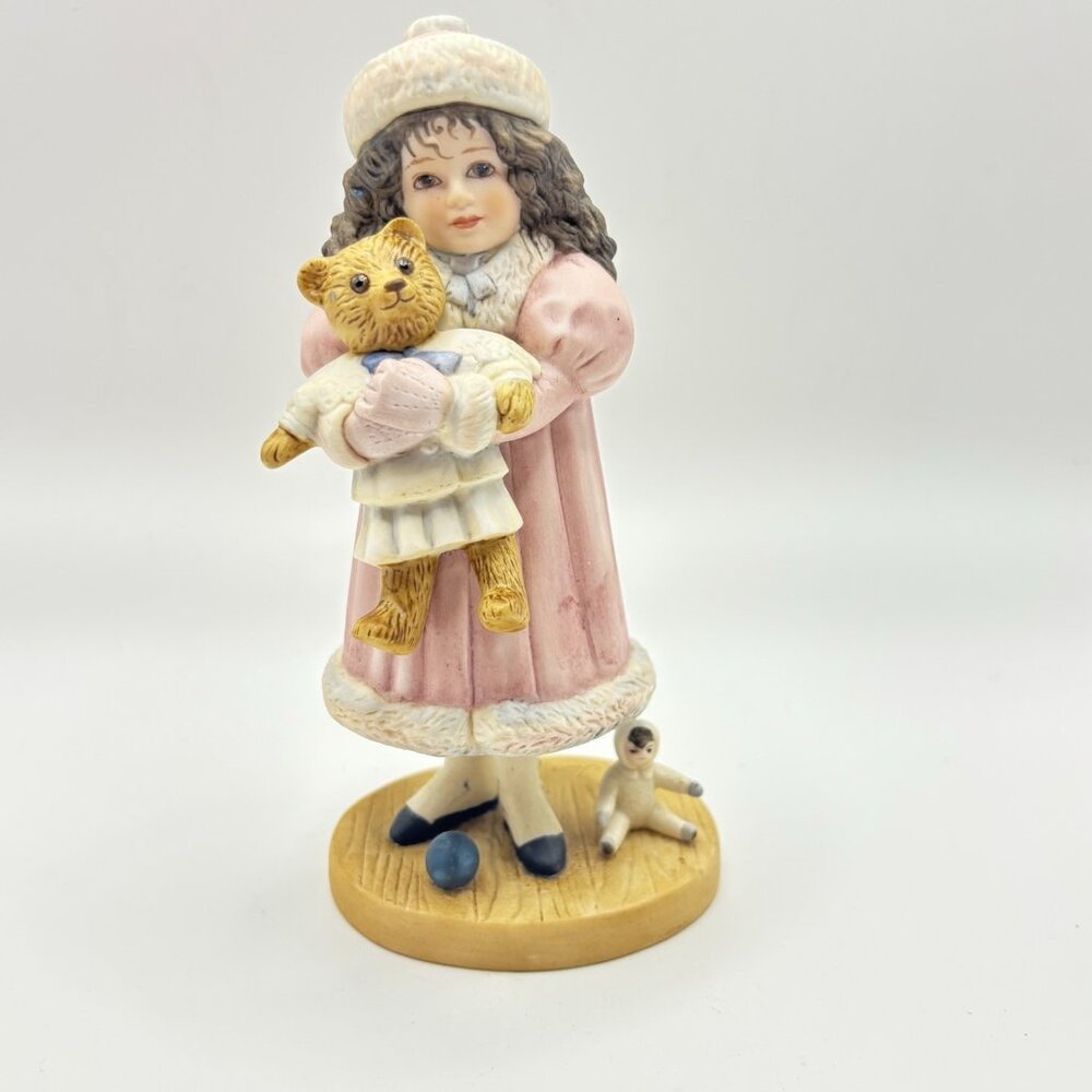 Jan Hagara Winter Aspen Porcelain Figurine S20613 Girl Toy Bear Signed Numbered